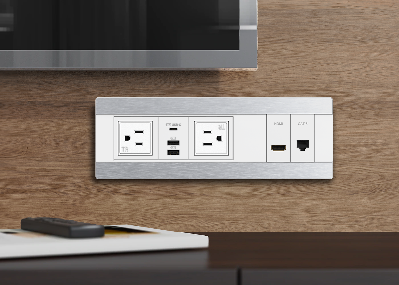 PowerHub Extender with MiniClips